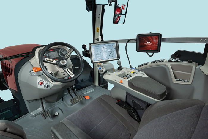 MC_RPE7_X7.6_MetallicRed_NewCab_Studio_020