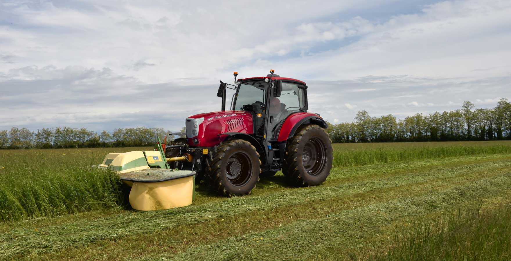 MC_RS2C_X6_MetallicRed_NewDecal_Field_Mower_003